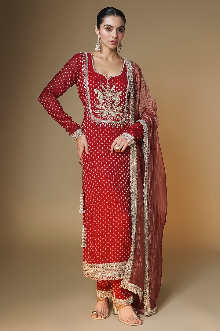 Red Viscose Georgette Sequins & Cutdana Embroidered Kurta Set by Renee Label at Pernia's Pop Up Shop