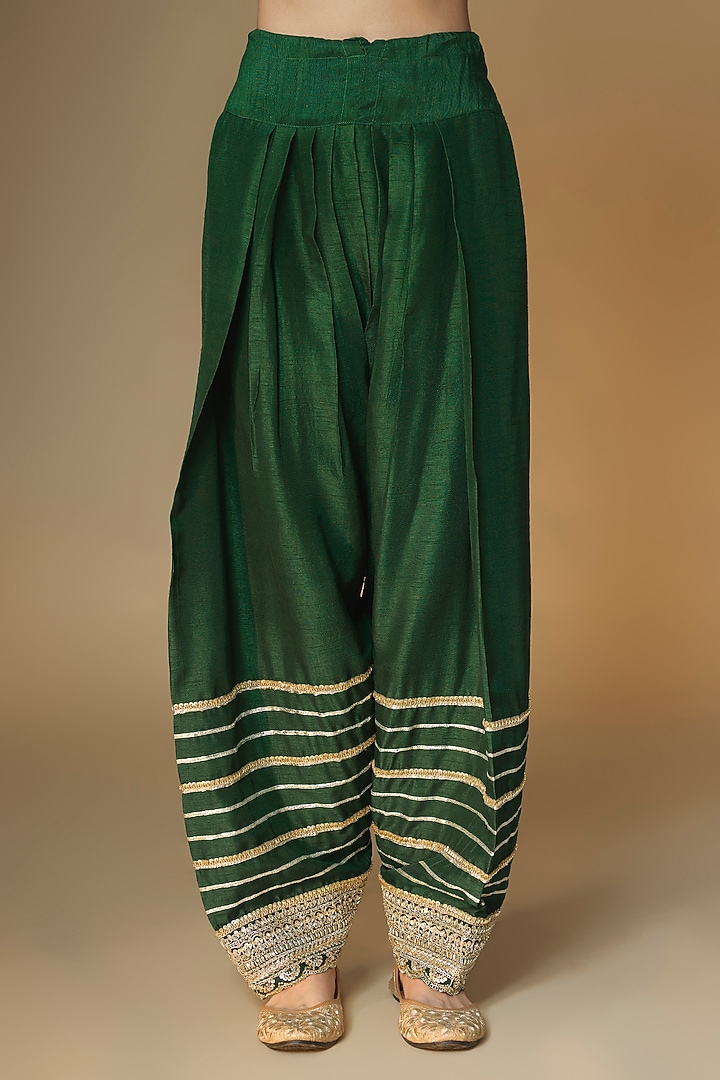 Emerald Green Semi Dupion Silk Cutdana Embroidered Choga Kurta Set by Renee Label at Pernia's Pop Up Shop