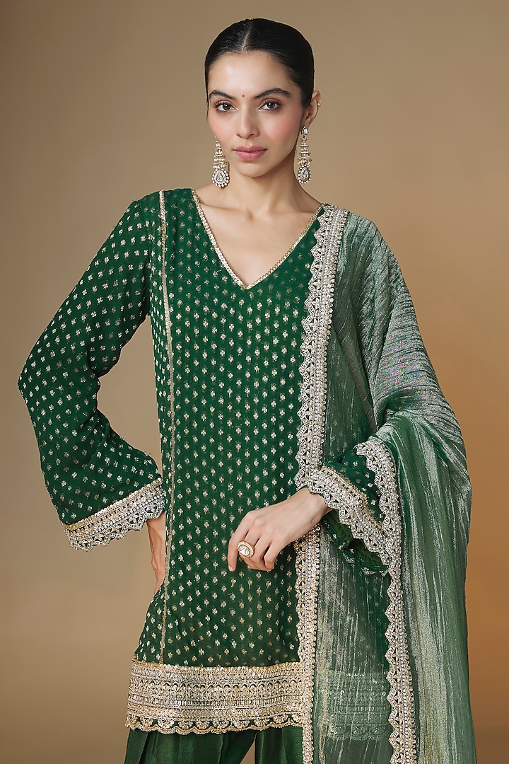 Emerald Green Semi Dupion Silk Cutdana Embroidered Choga Kurta Set by Renee Label at Pernia's Pop Up Shop