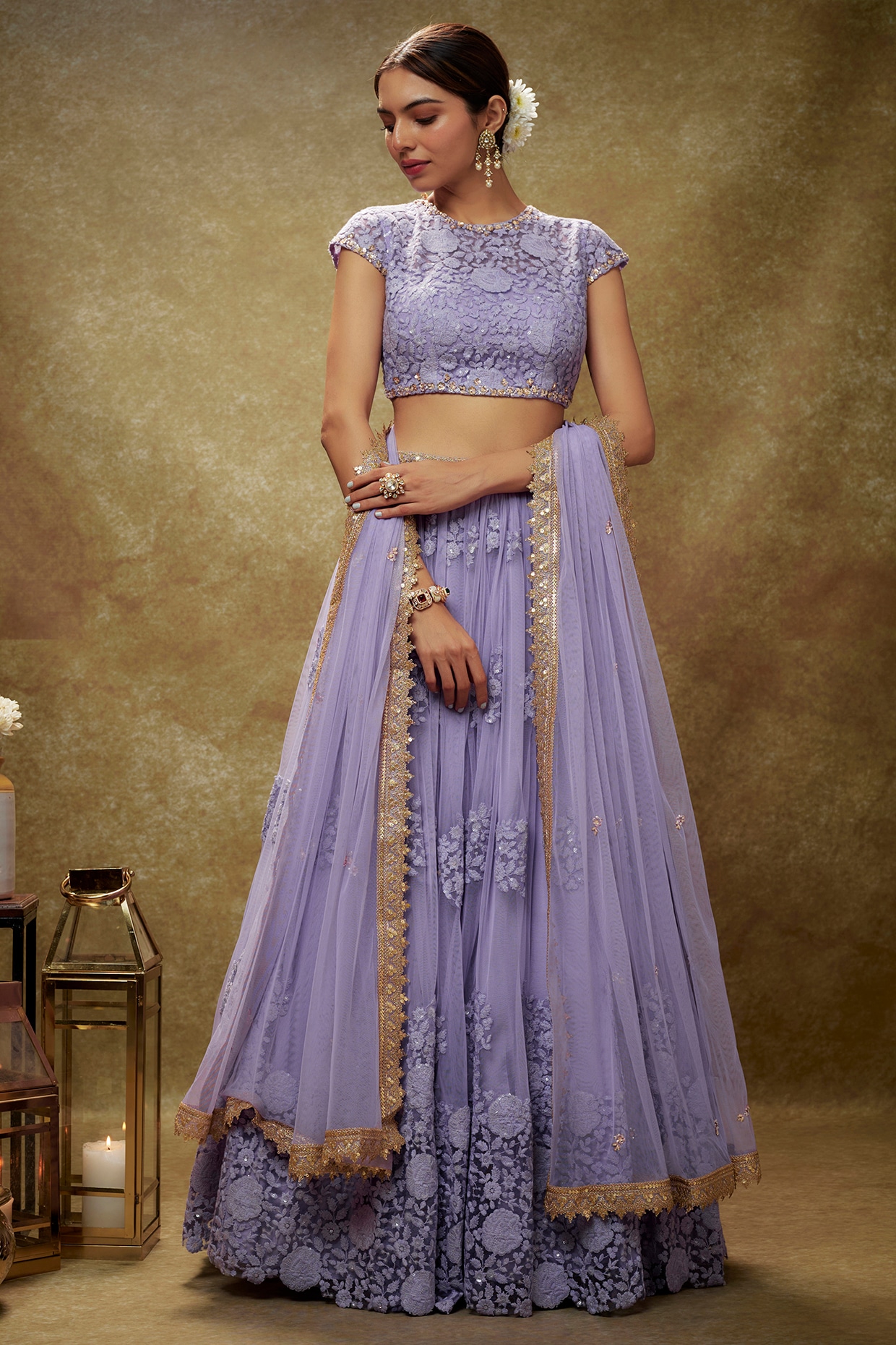【サボ　愛称板】（表）阿　寒　AKAN（裏） ライラック　LILAC Lavender Soft Net Floral Thread Embroidered Wedding Lehenga Set by
