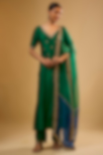 Green Semi Dupion Sequins Embroidered Kurta Set by Renee Label at Pernia's Pop Up Shop