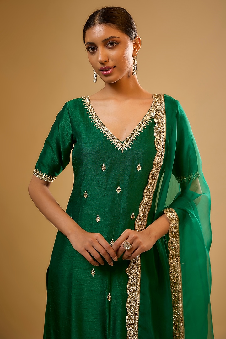 Green Semi Dupion Sequins Embroidered Kurta Set by Renee Label at Pernia's Pop Up Shop