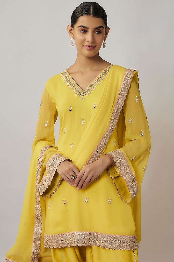 Yellow Viscose Georgette Zari & Mirror Embroidered Kurta Set by Renee Label at Pernia's Pop Up Shop