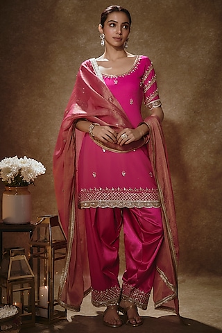 Pink Viscose Georgette Pearl Embroidered Kurta Set by Renee Label