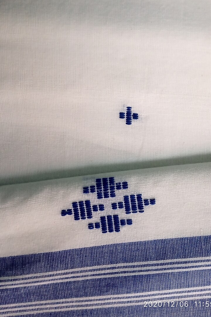 Off White Handmade Saree With Motifs by Renuka Kalita at Pernia's Pop Up Shop