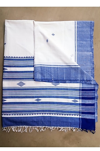 Off White Handmade Saree With Diamond Motifs by Renuka Kalita