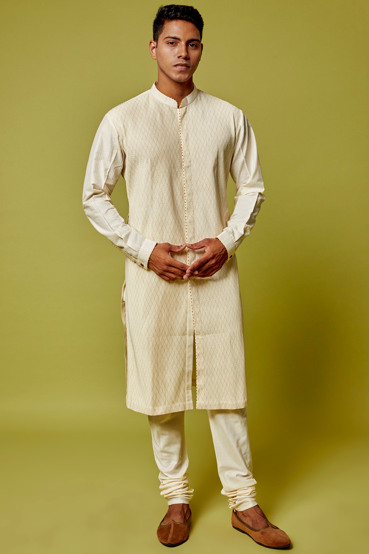 Re O Sa - Buy Silk Kurtas, Jackets, Shirts, Bundi Sets Online 2023