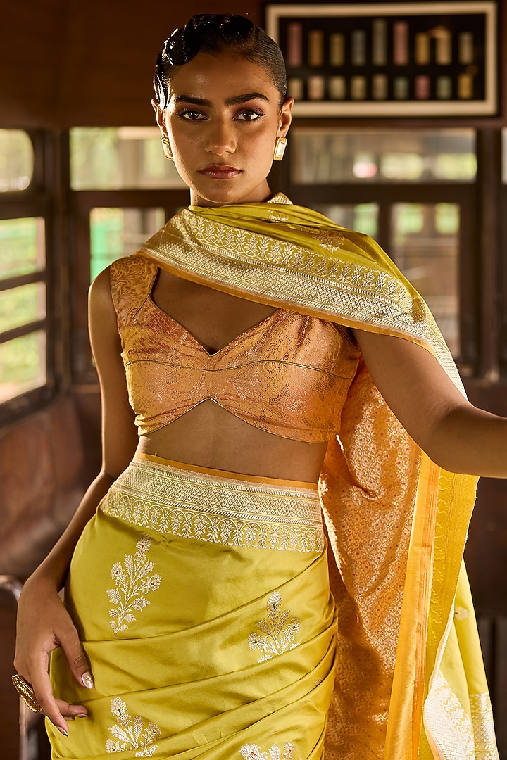 Lime Green Pure Handwoven Silk Banarasi Wedding Saree Set by Resa by Ushnakmals at Pernia's Pop Up Shop