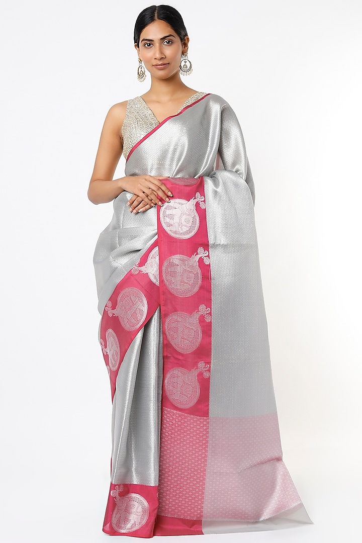 Silver Handwoven Metallic Saree Set by Resa by Ushnakmals at Pernia's Pop Up Shop