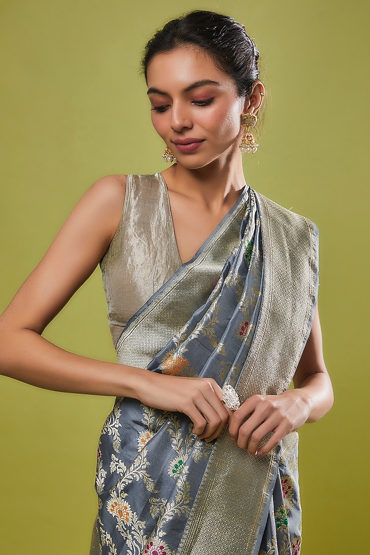 Ash Blue Pure Handwoven Katan Silk Banarasi Reception Saree Set by Resa by Ushnakmals at Pernia's Pop Up Shop