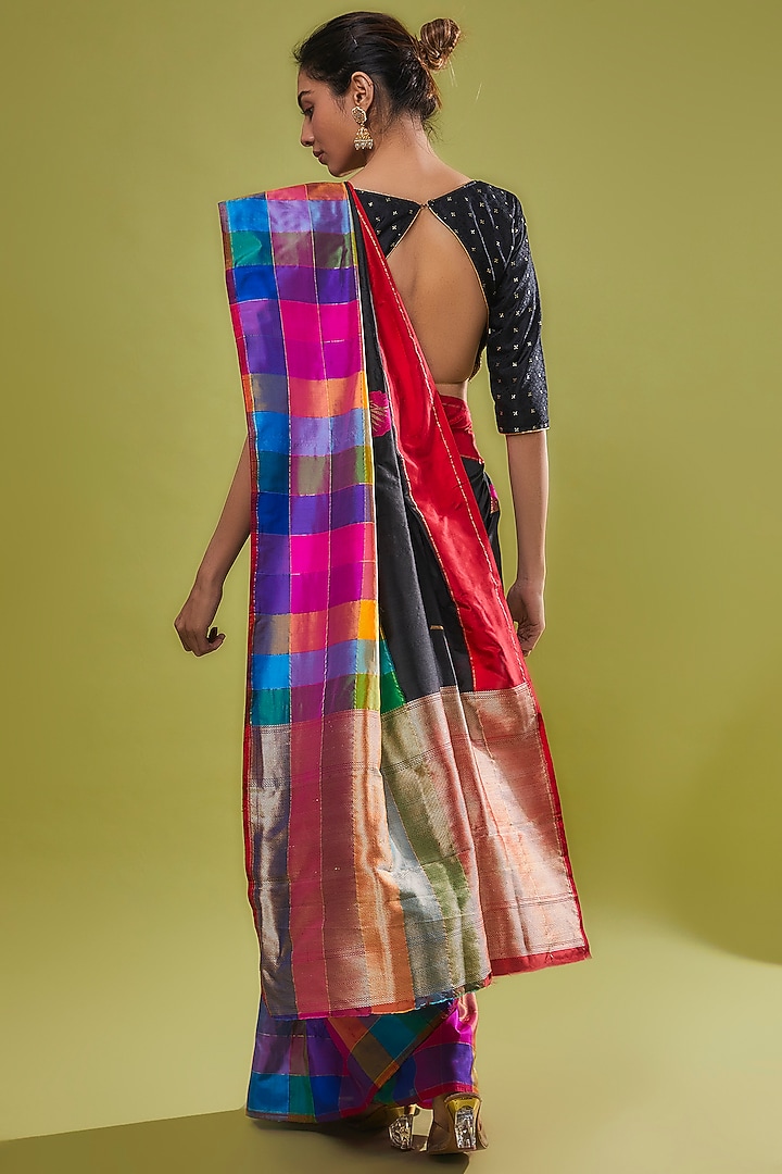 Black Pure Handwoven Katan Silk Banarasi Wedding Saree Set by Resa by Ushnakmals at Pernia's Pop Up Shop
