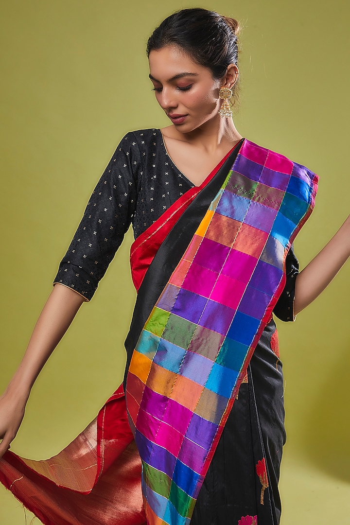 Black Pure Handwoven Katan Silk Banarasi Wedding Saree Set by Resa by Ushnakmals at Pernia's Pop Up Shop