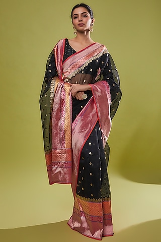 Black Pure Handwoven Kora Silk Banarasi Saree Set by Resa by Ushnakmals