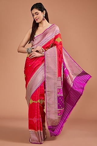 Crimson Red Silk Meenakari Embroidered Handwoven Banarasi Saree Set by Resa by Ushnakmals
