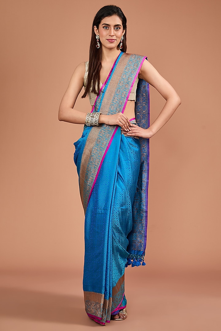 Electric Blue Mushroom Silk Handwoven Banarasi Saree Set by Resa by Ushnakmals