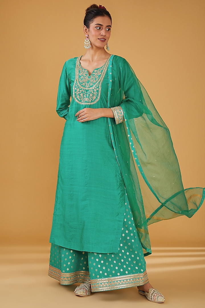 Sea Green Silk Blend Zari Embroidered Kurta Set by Aharin India at Pernia's Pop Up Shop
