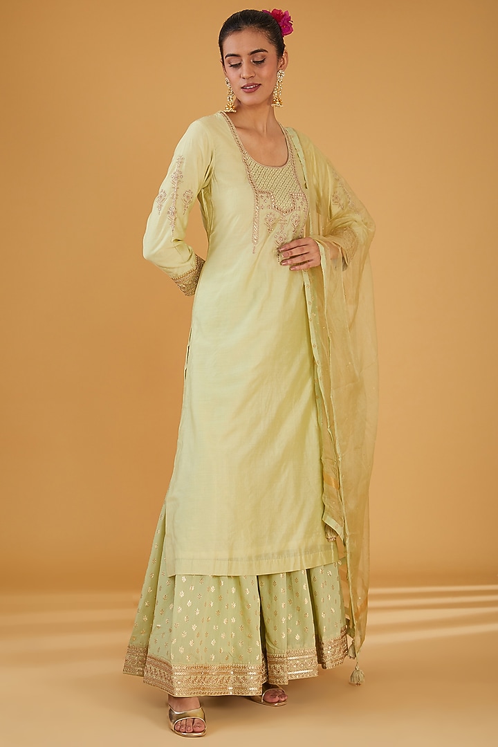 Pista Green Silk Blend Zari Embroidered Kurta Set by Aharin India at Pernia's Pop Up Shop