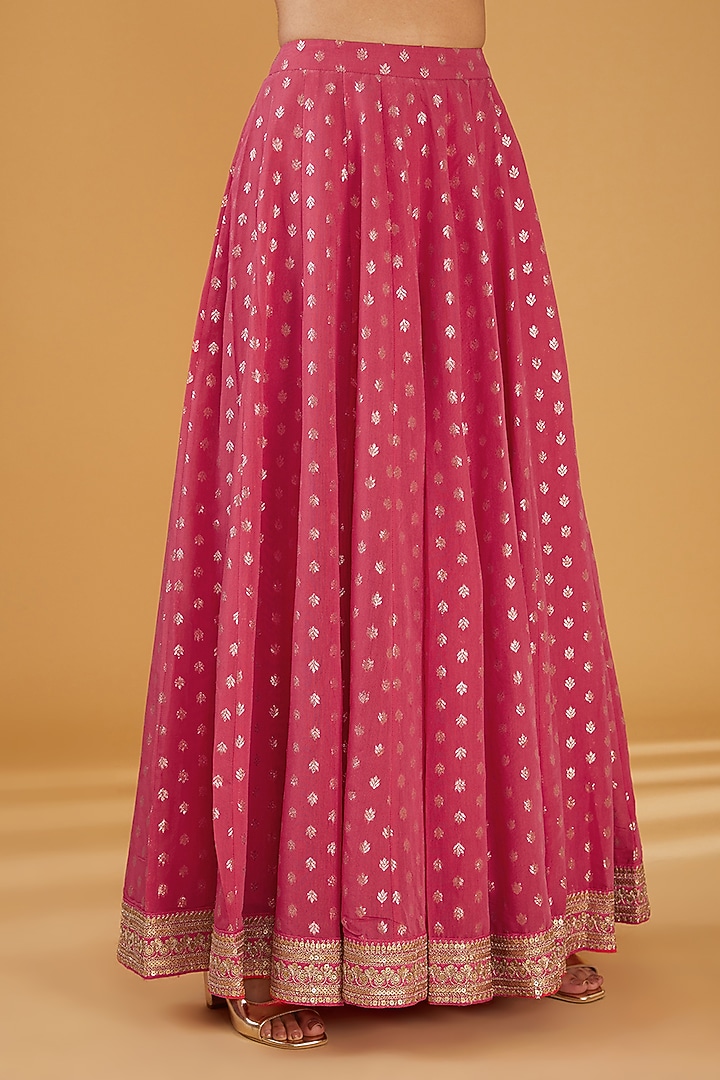 Pink Silk Blend Zari Embroidered Kurta Set by Aharin India at Pernia's Pop Up Shop