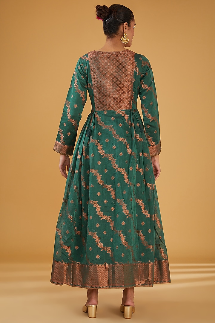 Green Silk Blend Zari Embroidered Party Wear Anarkali Set by Aharin India at Pernia's Pop Up Shop