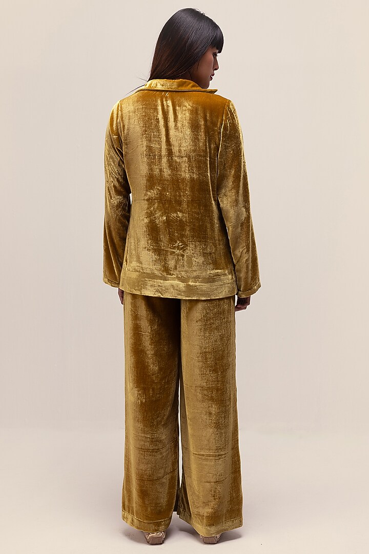 Golden Yellow Silk Velvet Jacket Set by Reena Sharma at Pernia's Pop Up Shop