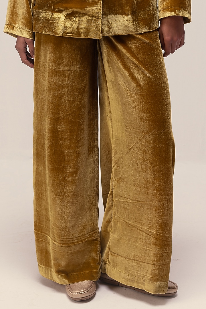 Golden Yellow Silk Velvet Jacket Set by Reena Sharma at Pernia's Pop Up Shop