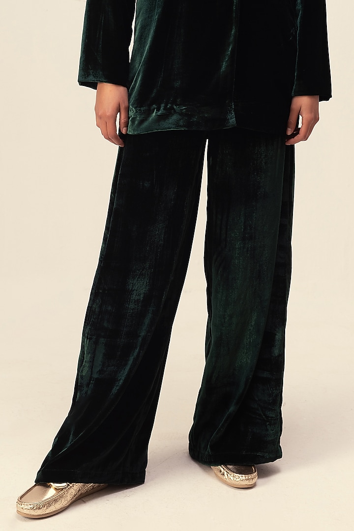 Emerald Silk Velvet Jacket Set by Reena Sharma at Pernia's Pop Up Shop