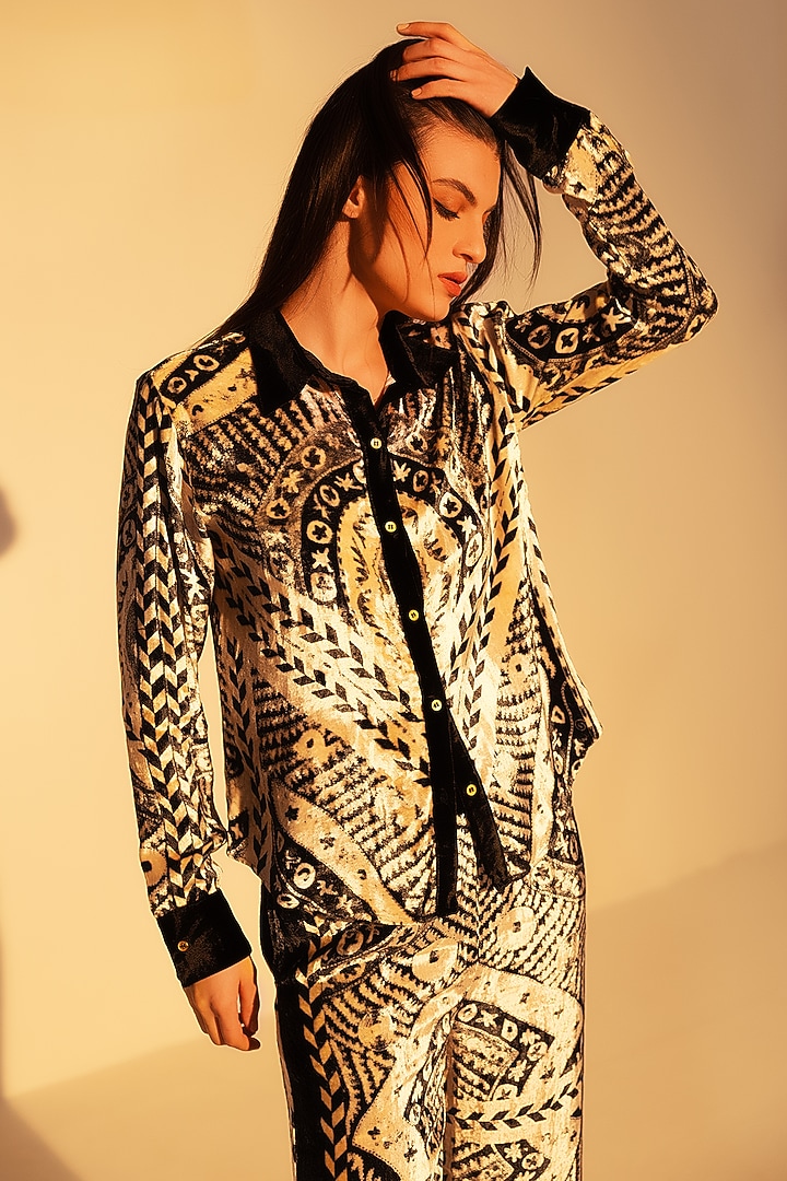 Black & White Viscose Velvet Monochromatic Printed Co-Ord Set by Reena Sharma at Pernia's Pop Up Shop
