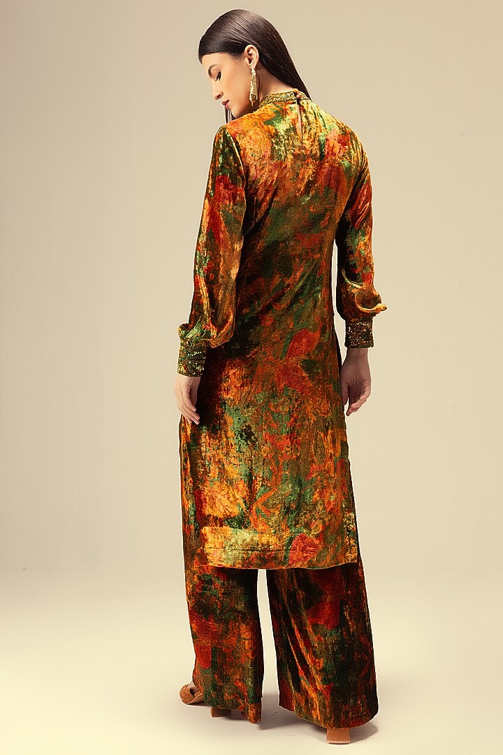 Green Viscose Velvet Abstract Printed Tunic Set by Reena Sharma at Pernia's Pop Up Shop