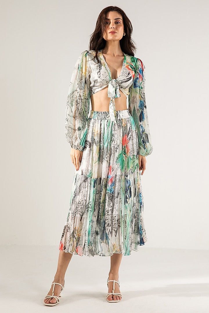 Off-White & Black Viscose Crinkled Chiffon Abstract Printed Skirt Set by Reena Sharma at Pernia's Pop Up Shop