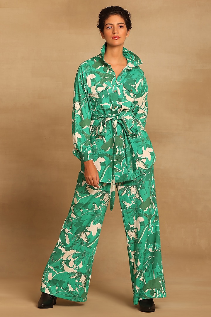 Green Cotton Twill Abstract Floral Printed Co-Ord Set by Reena Sharma