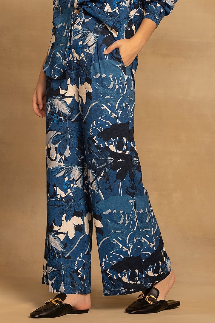 Blue Cotton Twill Abstract Floral Printed Co-Ord Set by Reena Sharma at Pernia's Pop Up Shop