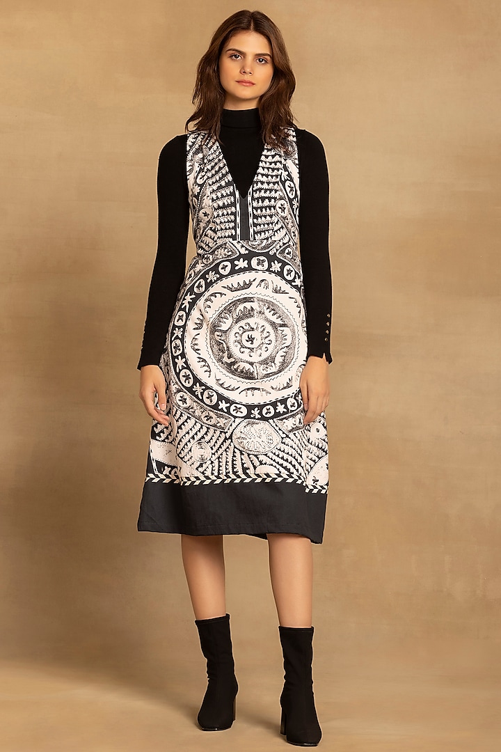 Black & White Cotton Twill Placement Printed Midi Dress by Reena Sharma at Pernia's Pop Up Shop