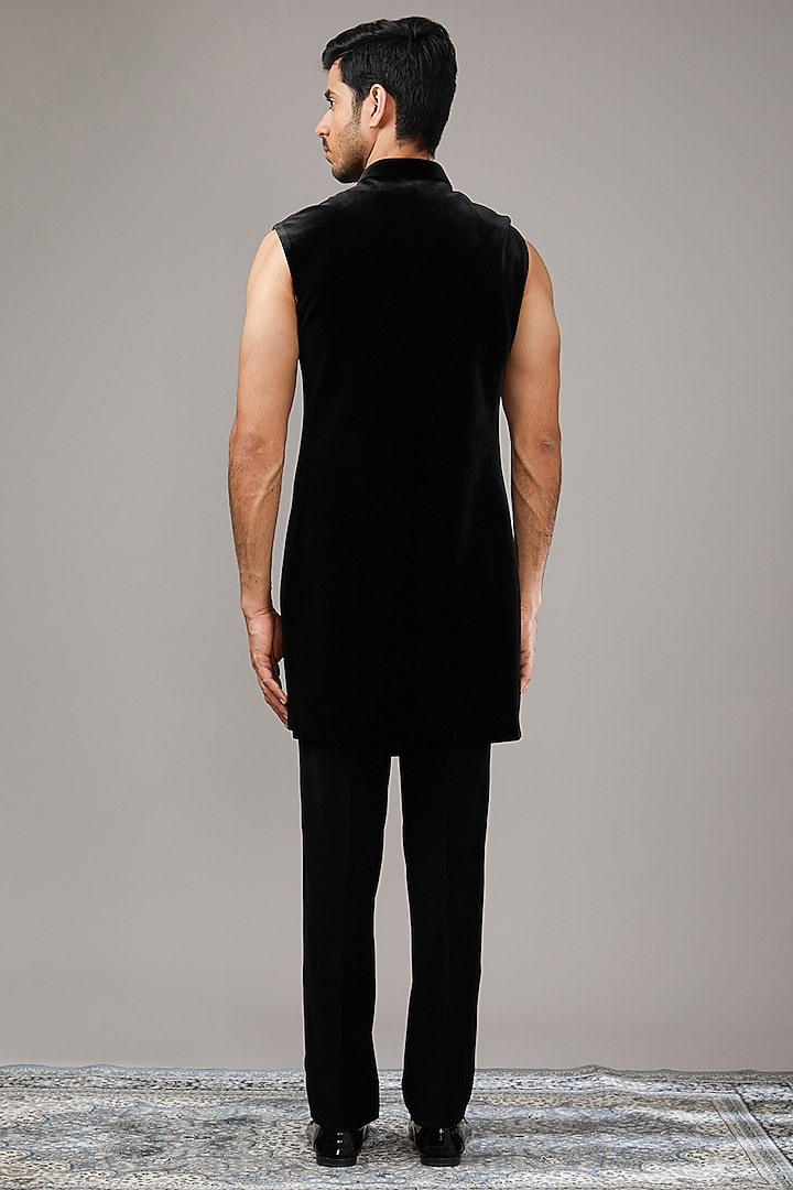 Midnight Black Velvet Sequins Embroidered Wedding Indowestern Set by RE CHANNEL at Pernia's Pop Up Shop