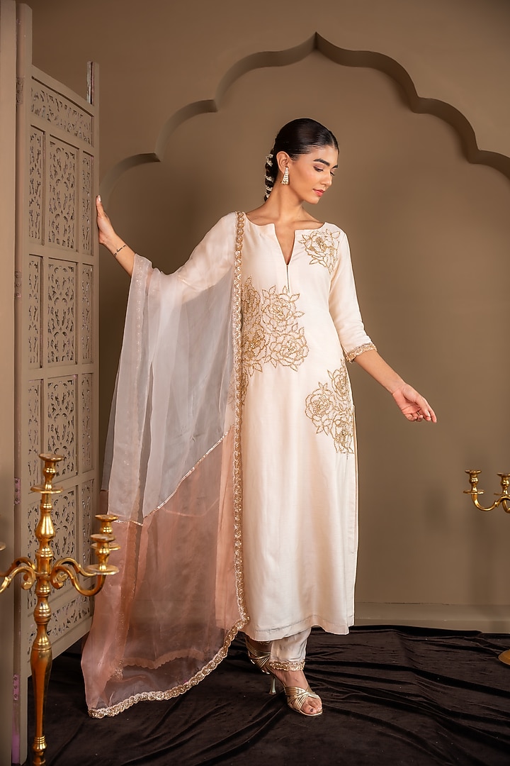 Ivory Semi Dupion Sequins Embroidered Kurta Set by Renee Label at Pernia's Pop Up Shop