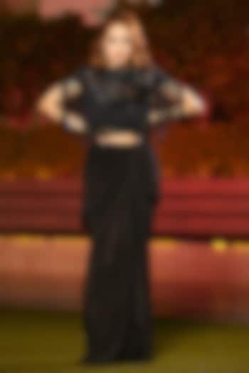 Black Organza & Fendi Silk Wedding Saree Set by Rajani Gupta at Pernia's Pop Up Shop