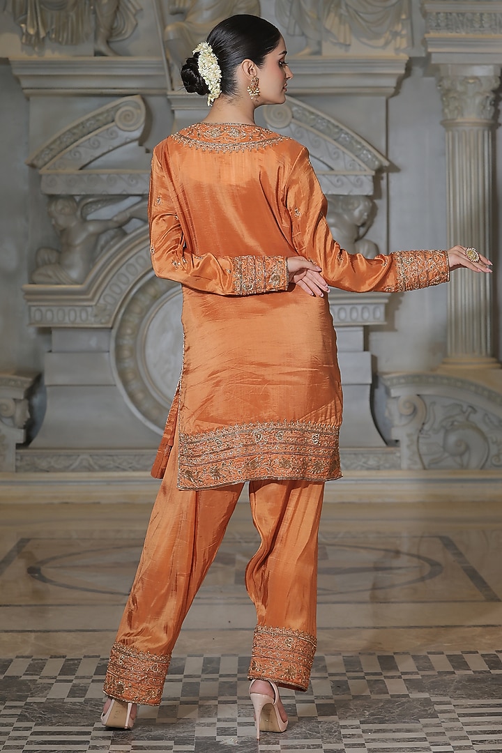 Rust Organza & Tissue Pakistani Kurta Set by Rajani Gupta at Pernia's Pop Up Shop