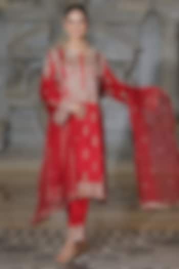 Red Organza & Tissue Pakistani Kurta Set by Rajani Gupta at Pernia's Pop Up Shop