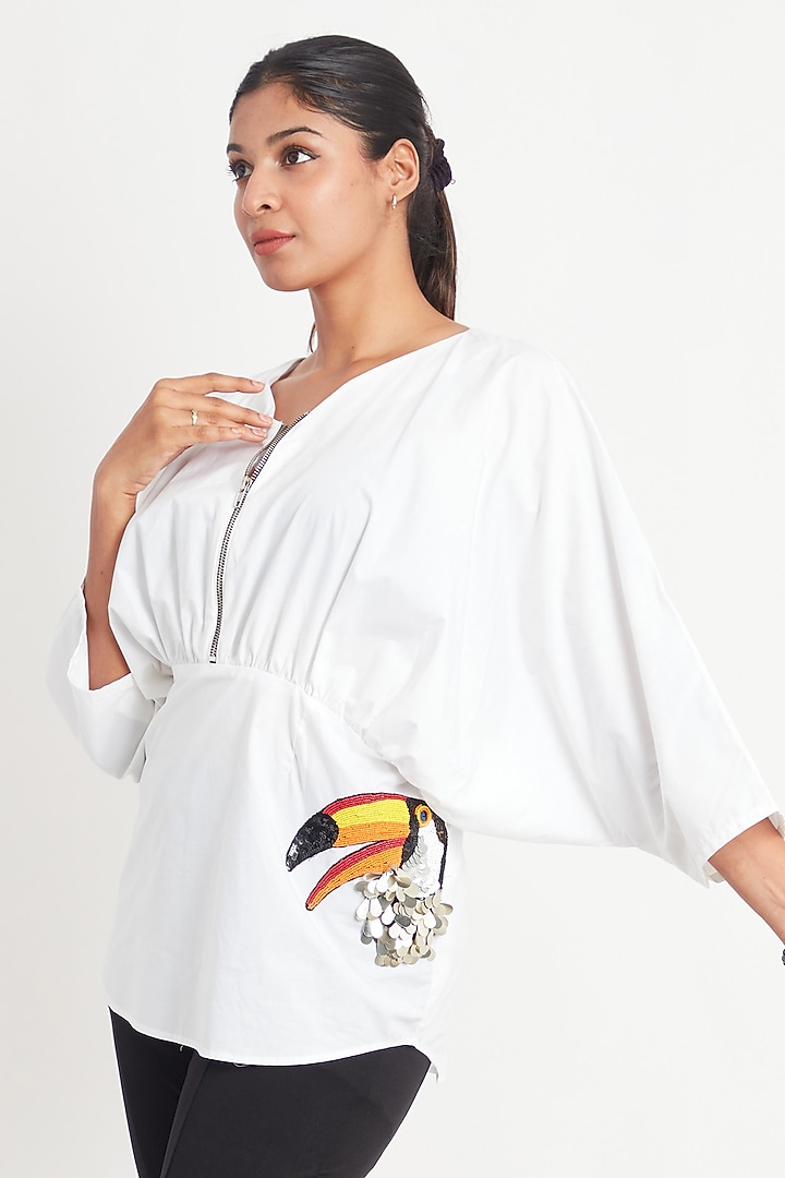 White Cotton Embroidered Poncho Shirt by Richaa Goenka at Pernia's Pop Up Shop