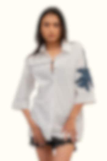 White Cotton Floral Embroidered Shirt by Richaa Goenka at Pernia's Pop Up Shop