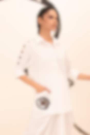 White Cotton Abstract Embroidered Shirt by Richaa Goenka at Pernia's Pop Up Shop