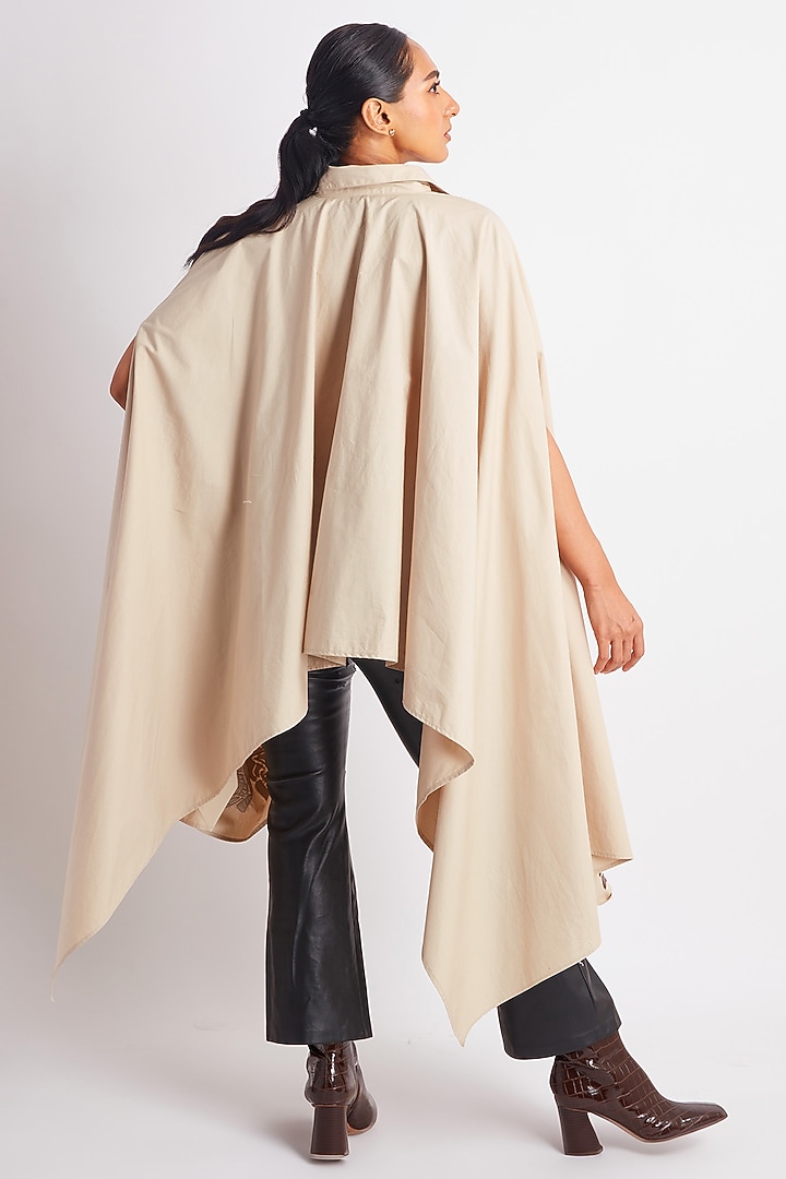 Beige Cotton Applique Motif Work Cape by Richaa Goenka at Pernia's Pop Up Shop
