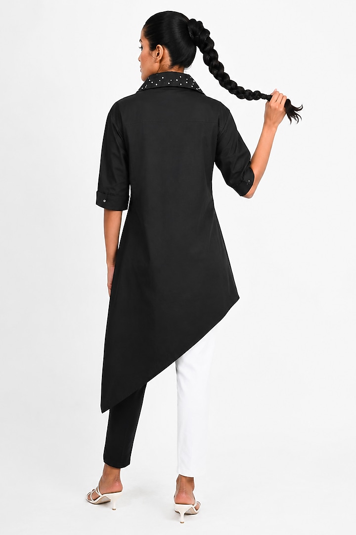 Black Cotton Embroidered High-Low Tunic by Richaa Goenka at Pernia's Pop Up Shop