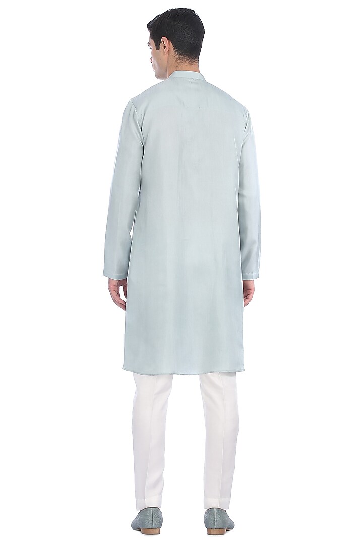 Blue Pintuck Kurta Set by Rohit Gandhi & Rahul Khanna Men at Pernia's Pop Up Shop