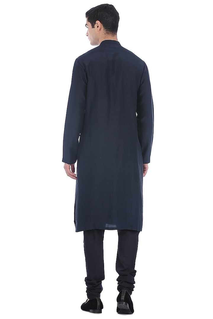 Navy Blue Embellished Kurta Set by Rohit Gandhi & Rahul Khanna Men at Pernia's Pop Up Shop