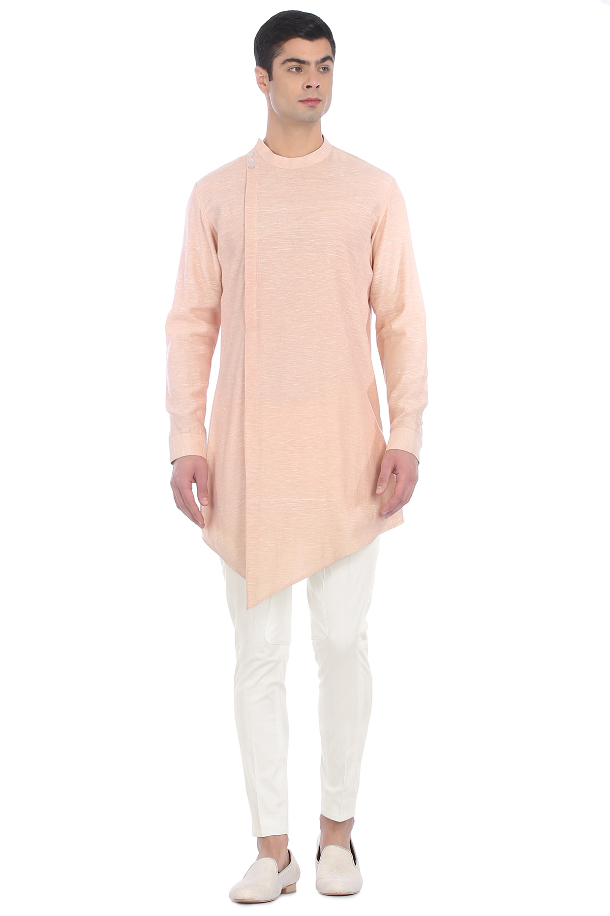 Peach Noil Asymmetric Kurta by Rohit Gandhi & Rahul Khanna Men at Pernia's Pop Up Shop