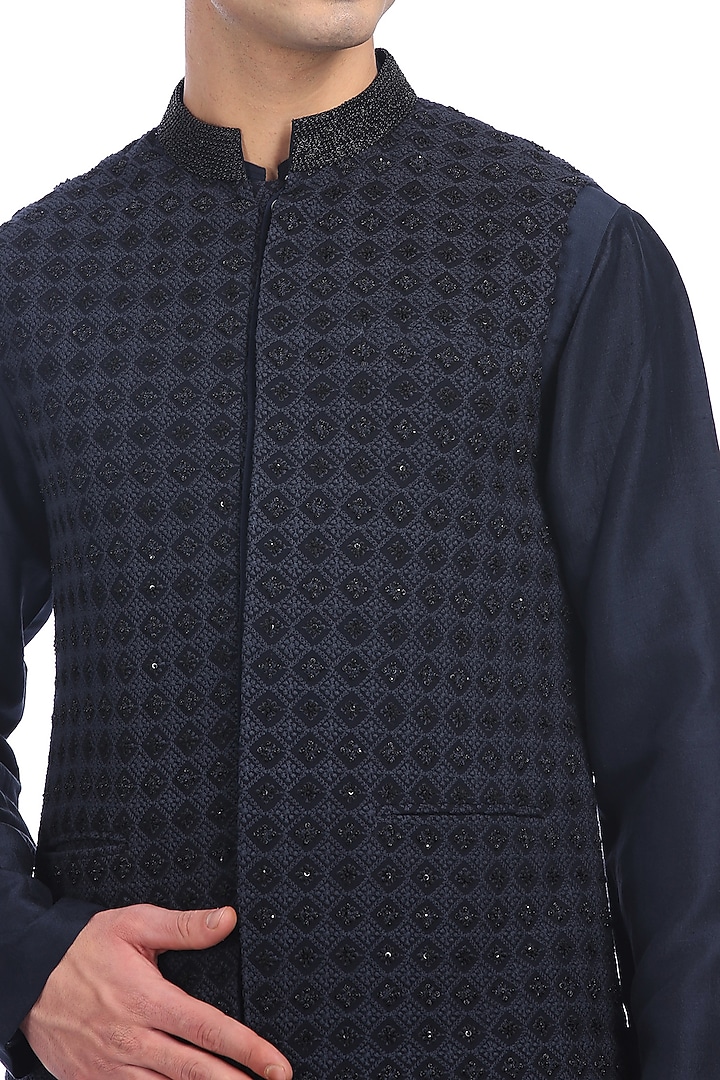 black Kurta Set With Waist Jacket by Rohit Gandhi & Rahul Khanna Men at Pernia's Pop Up Shop