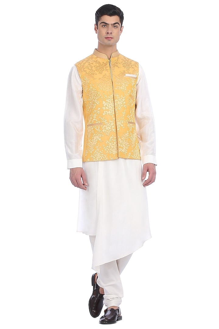 White Kurta Set With Panelled Waist Jacket by Rohit Gandhi & Rahul Khanna Men