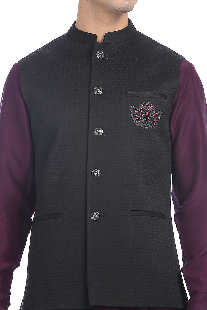 Wine Kurta Set With Black Waist Jacket by Rohit Gandhi & Rahul Khanna Men at Pernia's Pop Up Shop