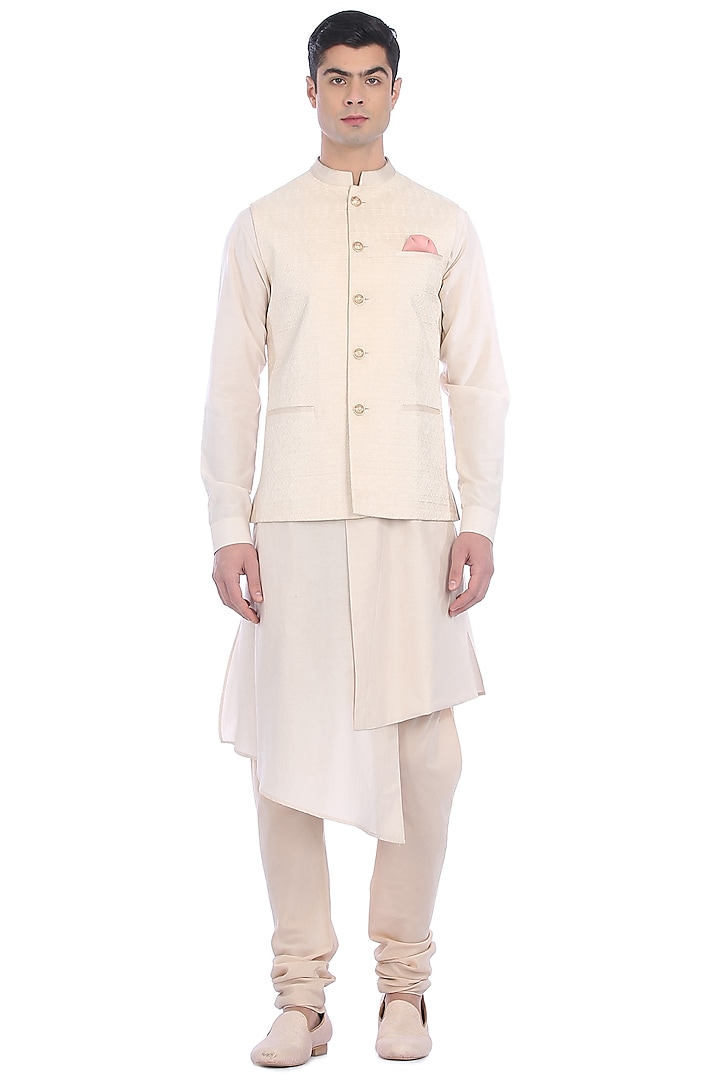 White Kurta Set With Waist Jacket by Rohit Gandhi & Rahul Khanna Men