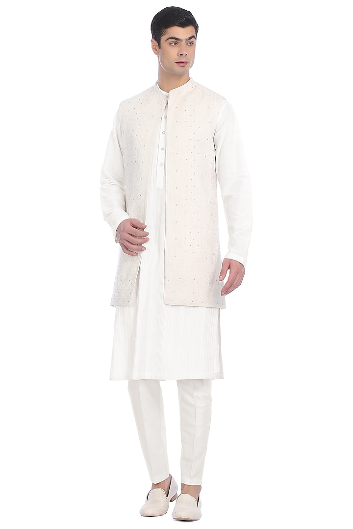 White Pintuck Kurta Set With Waist Jacket by Rohit Gandhi & Rahul Khanna Men